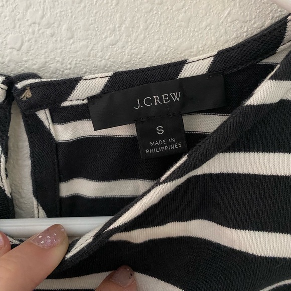 LIKE-NEW JCrew Black and White Stripe Bell-Sleeve T-Shirt Shirt Top, Size Small - Picture 5 of 10
